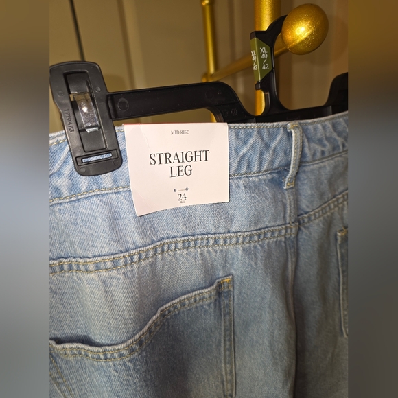 Future Collective Women's Light Blue Straight Leg Raw Hem Jeans Plus - Picture 5 of 7